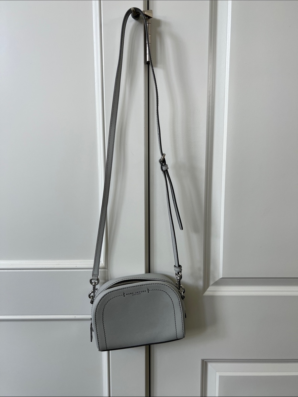 Marc Jacobs playback Light Gray Crossbody Bag